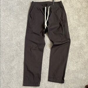 Organic cotton Vuori women’s pants, size medium, dark gray